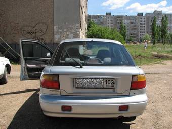 1997 Kia Sephia Pictures