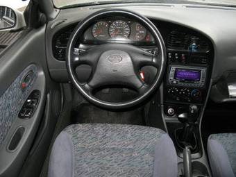 1998 Kia Sephia Wallpapers