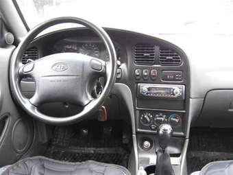 1999 Kia Sephia Pictures