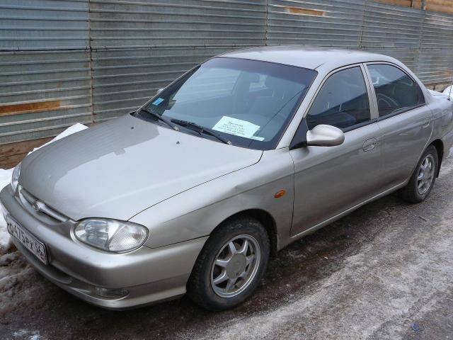 Kia sephia 1