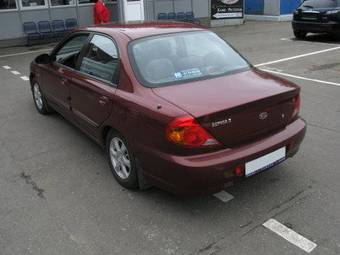 2002 Kia Sephia Photos