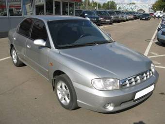 2002 Kia Sephia Pictures