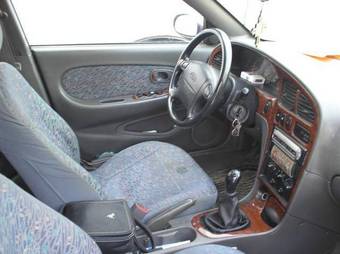 1998 Kia Shuma Pictures