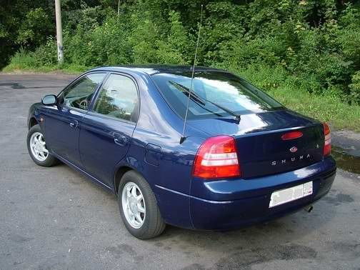 2000 Kia Shuma