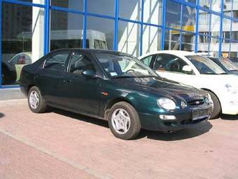 2001 Kia Shuma