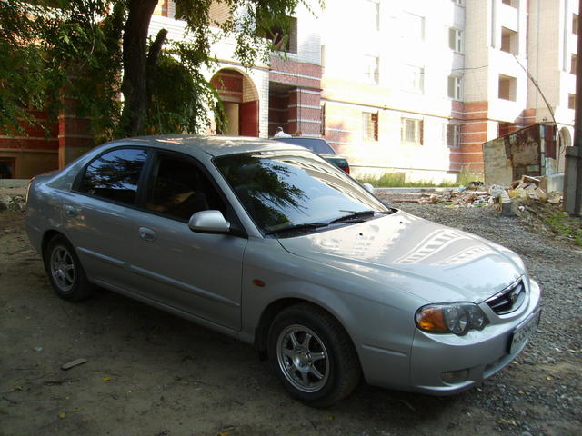 2001 Kia Shuma