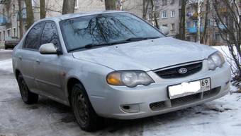 2002 Kia Shuma Photos