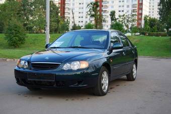 2003 Kia Shuma Pictures