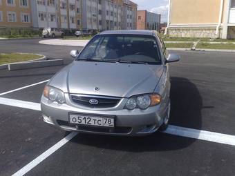 2004 Kia Shuma Pictures