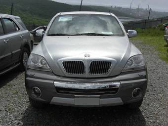 2002 Kia Sorento Images