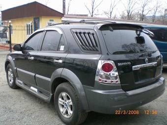 2002 Kia Sorento Images