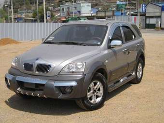 2003 Kia Sorento Photos