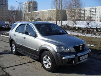 2003 Kia Sorento Photos