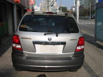 2003 Kia Sorento Photos