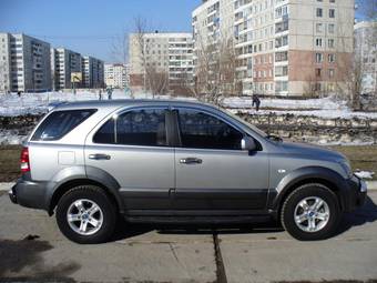 2003 Kia Sorento Images
