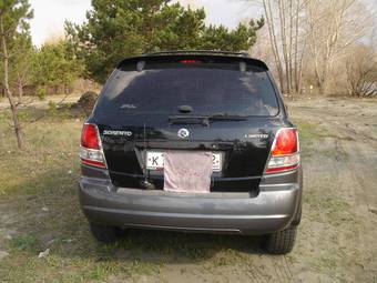 2003 Kia Sorento Photos