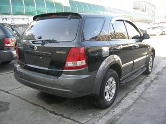 2003 Kia Sorento Photos