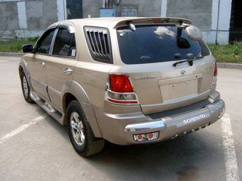 2003 Kia Sorento Images