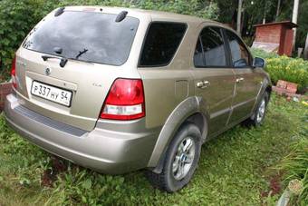 2003 Kia Sorento Pics