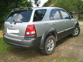 2003 Kia Sorento Pics