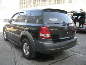 2003 Kia Sorento Pics