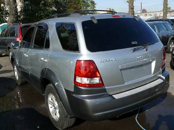 2003 Kia Sorento Photos