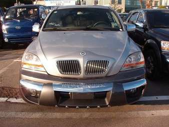 2004 Kia Sorento Photos
