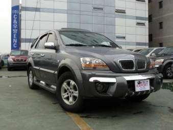 2004 Kia Sorento Pics