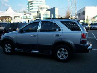 2004 Kia Sorento Pictures