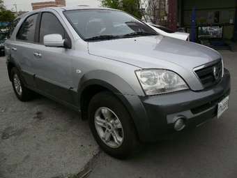 2004 Kia Sorento Photos