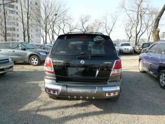 2004 Kia Sorento Pictures