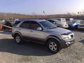 2004 Kia Sorento Photos