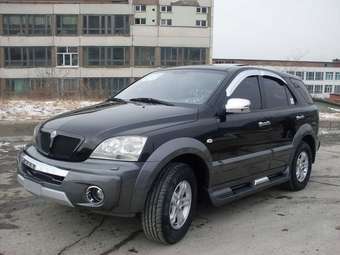 2004 Kia Sorento Pics