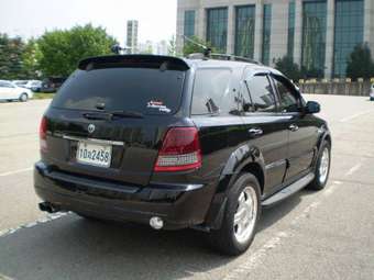 2004 Kia Sorento Pics