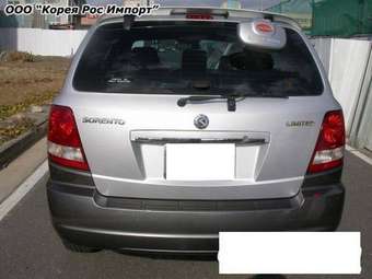 2004 Kia Sorento Pictures