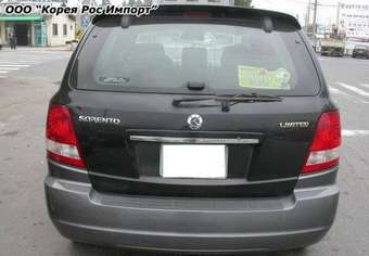 2004 Kia Sorento Photos