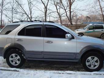 2004 Kia Sorento Images