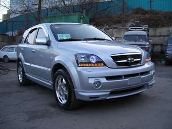 2004 Kia Sorento Photos