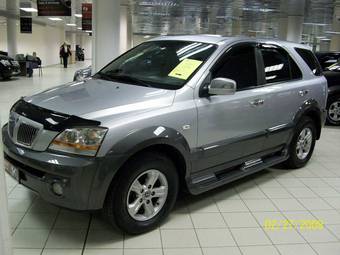 2004 Kia Sorento Photos