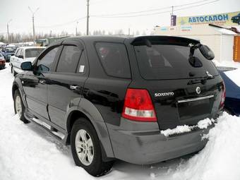 2004 Kia Sorento Pictures