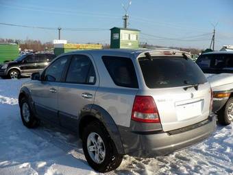2004 Kia Sorento Pictures
