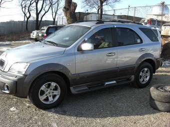 2004 Kia Sorento Photos