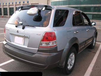 2004 Kia Sorento Pictures