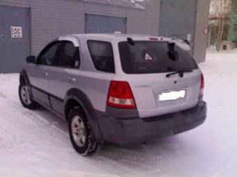 2004 Kia Sorento Photos