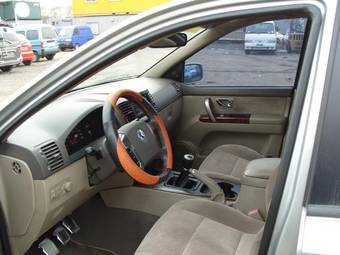 2004 Kia Sorento Pictures