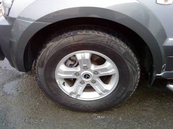 2004 Kia Sorento Pics