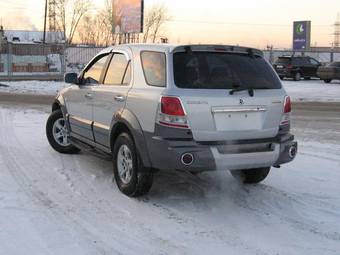 2004 Kia Sorento Pictures