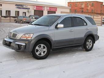 2004 Kia Sorento Photos