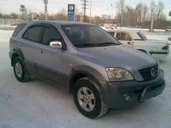 2004 Kia Sorento Pics