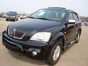 2004 Kia Sorento Photos